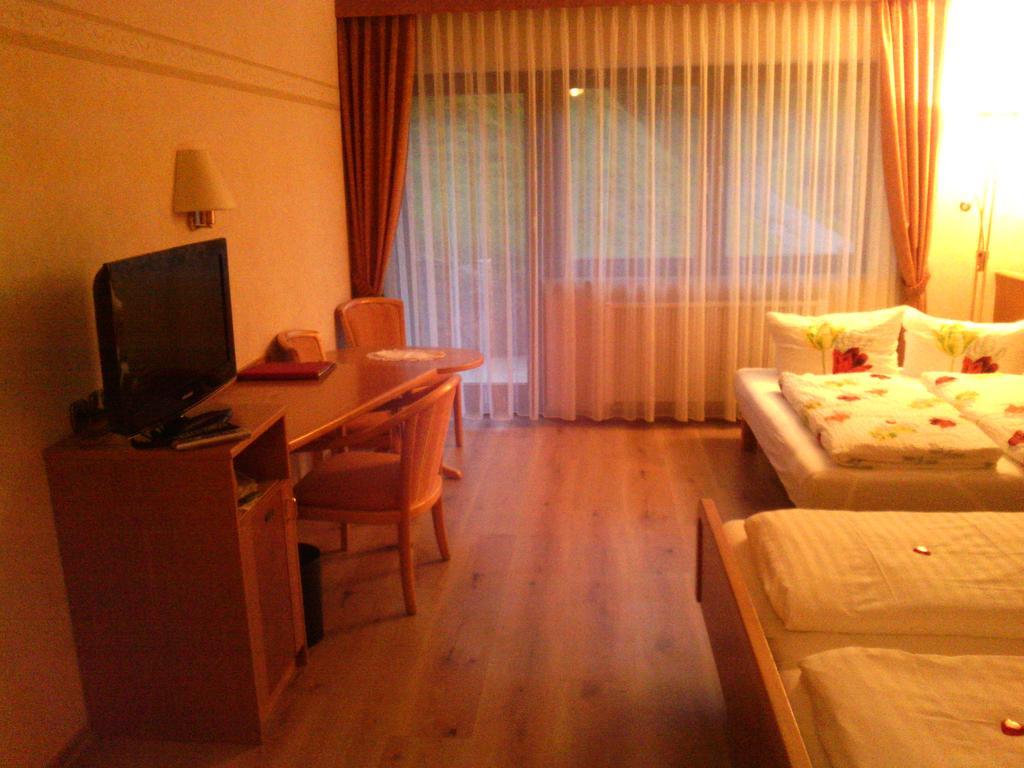 Hotel - Gasthof Blume Oppenau Ngoại thất bức ảnh