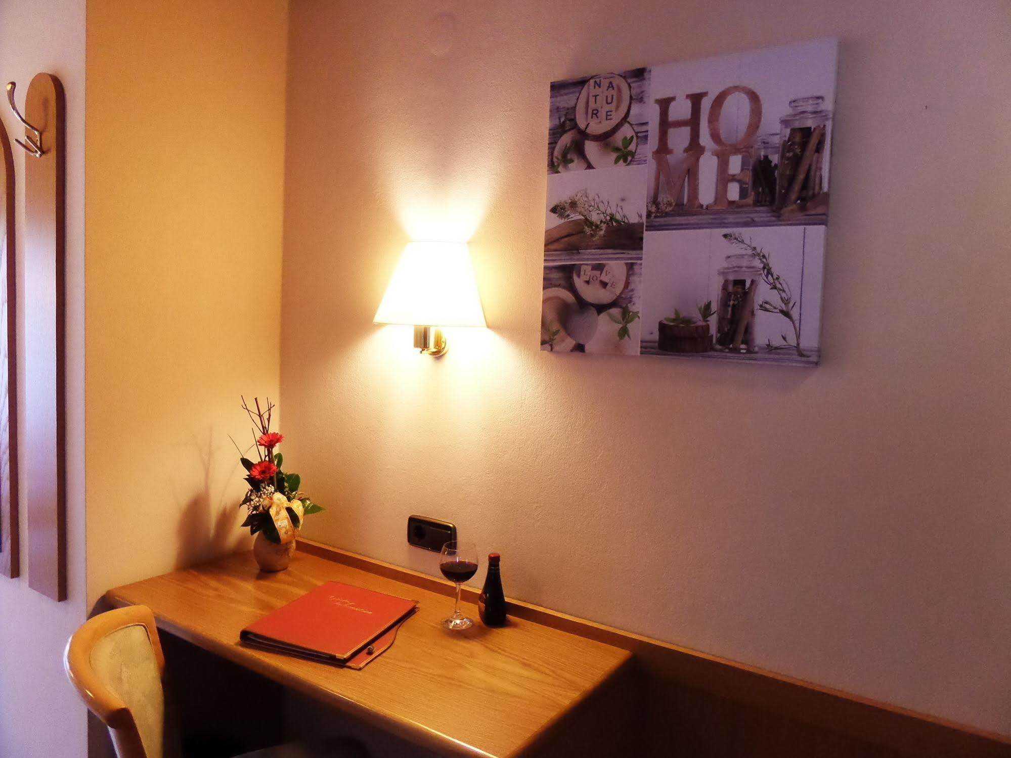 Hotel - Gasthof Blume Oppenau Ngoại thất bức ảnh