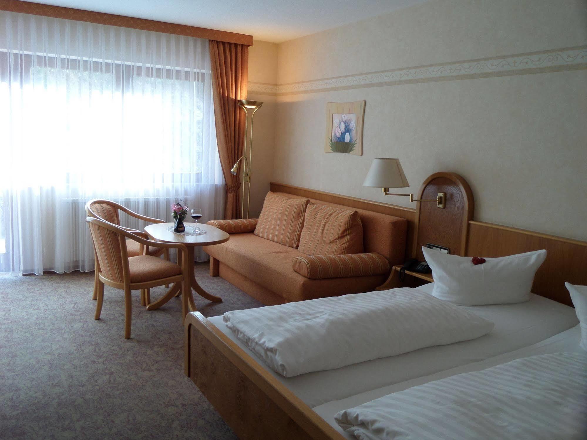 Hotel - Gasthof Blume Oppenau Ngoại thất bức ảnh