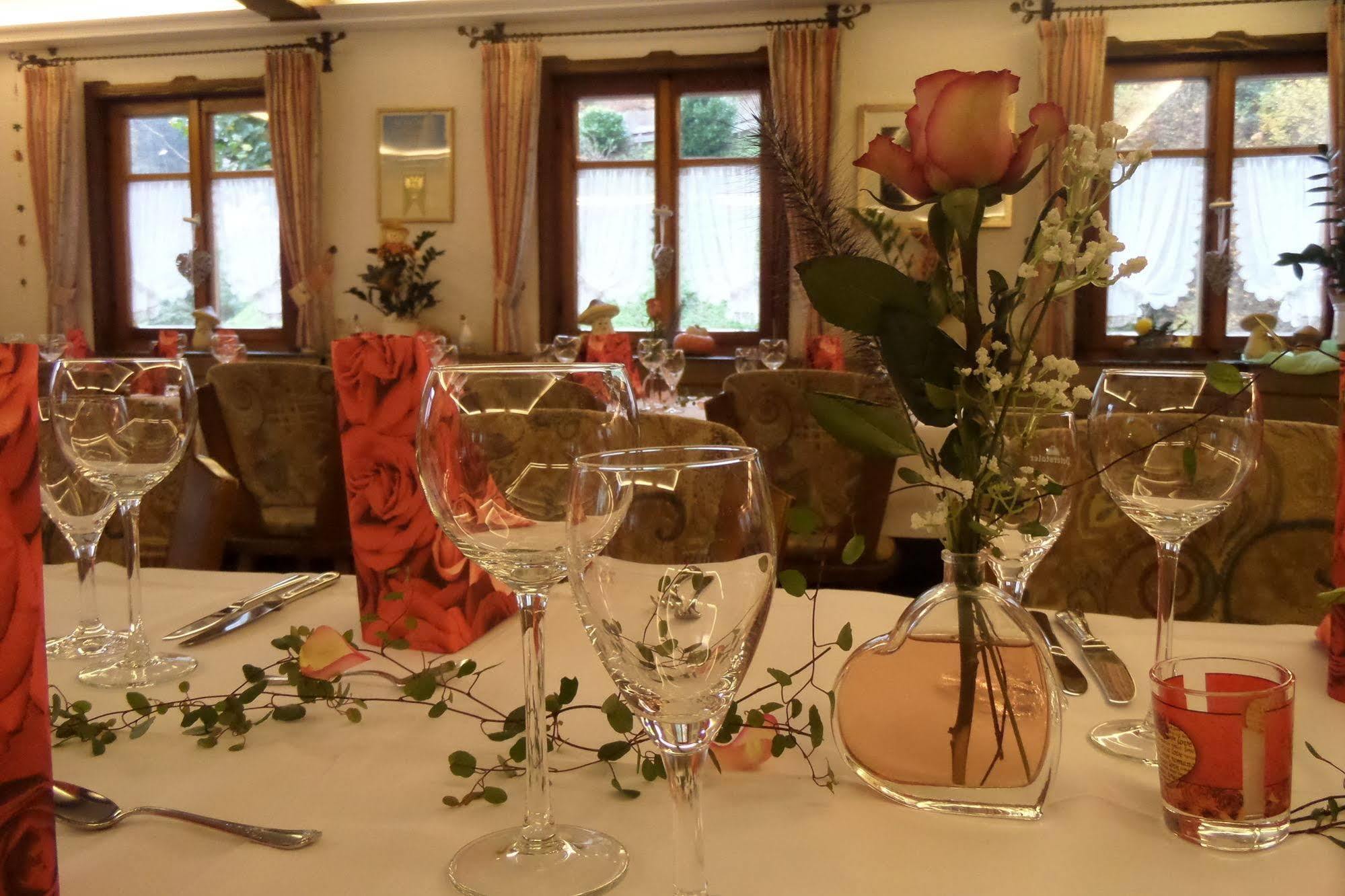 Hotel - Gasthof Blume Oppenau Ngoại thất bức ảnh